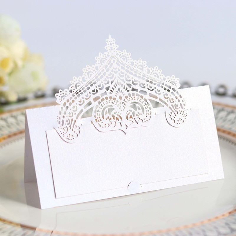 50 τμχ Τραπέζι κομμένο με λέιζερ Όνομα Θέση Κάρτες Μήνυμα Ρύθμιση Κάρτα Γάμου Γενέθλια Βάπτιση Μπομπονιέρα Βάπτισης Τραπέζι Διακόσμηση δείπνου