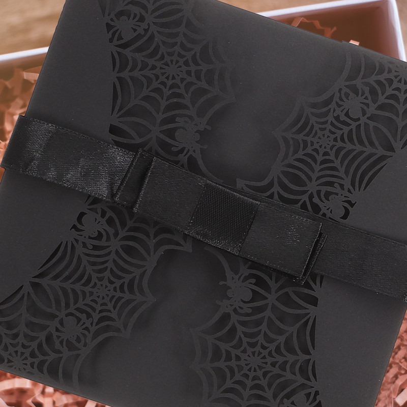 Kutse Halloweeni Kutsed Pidu Bowknotcut Püha pulm Sünnipäevaõudus Ämblikuvõrk Ämblikuvõrgu õõnsad komplektid kutsub duši alla beebi