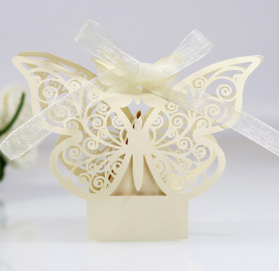 10 tk Laserlõigatud õõnes šokolaadikommikarp kullast liblikaga pakkekarbid paeltega hulgimüük Pulmapeo teenete pakkimine