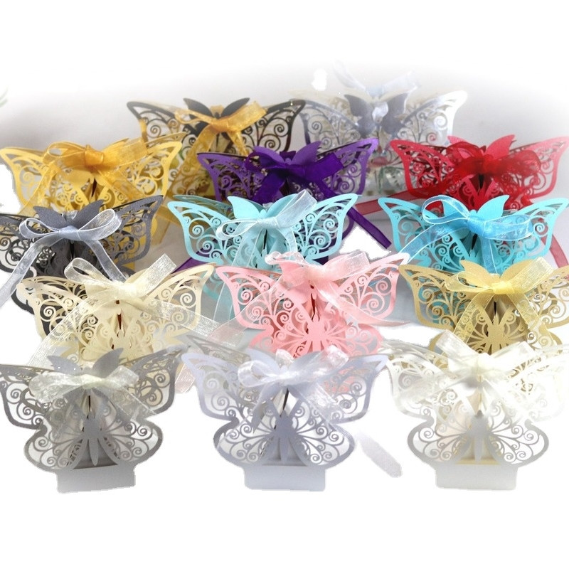 10 tk Laserlõigatud õõnes šokolaadikommikarp kullast liblikaga pakkekarbid paeltega hulgimüük Pulmapeo teenete pakkimine