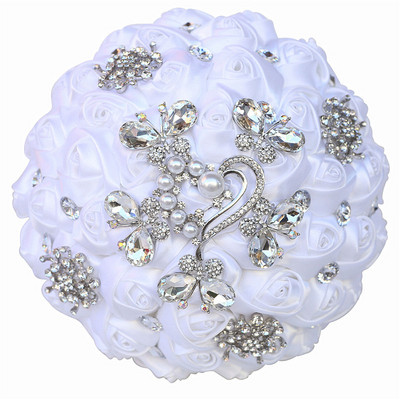 Πολυτελείς καθαρές λευκές ανθοδέσμες γάμου για νύφη και παράνυμφο Εξαιρετικές κορδέλες από στρας, χειροποίητα σκηνικά γάμου