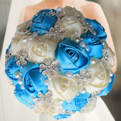 Kollased kuningsinised pulmakimbud kristallist pruudikimpudega pruutneitsi kunstsatiinroosid pruutlilled