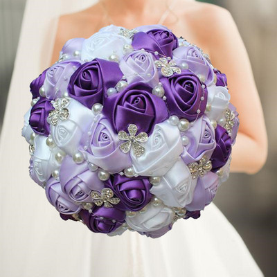 Kollased kuningsinised pulmakimbud kristallist pruudikimpudega pruutneitsi kunstsatiinroosid pruutlilled