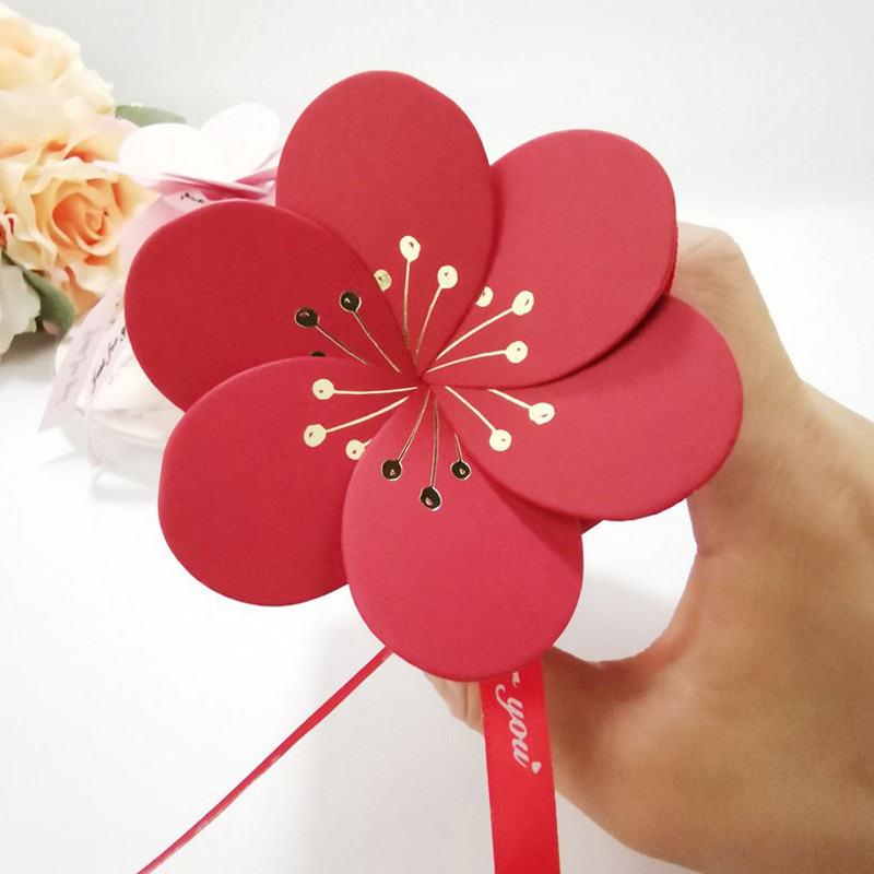 Loominguline kommikarp Pulmasoov Kingipakend Lint šokolaadiküpsis Punased kotid Baby Shower Piduliku sünnipäevapeo tarvikud