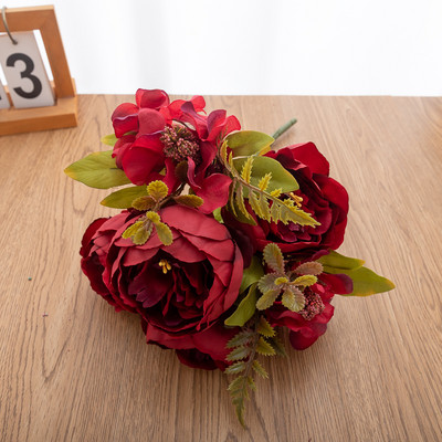 Vintage kunstlill Klassikaline Euroopa stiilis pojeng Kvaliteetne Bright Rose Kodupeo siidist pulmapeolaua kaunistus