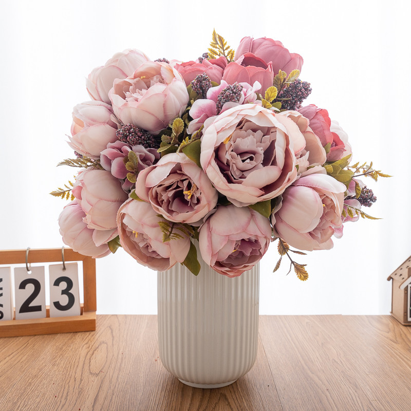 Vintage kunstlill Klassikaline Euroopa stiilis pojeng Kvaliteetne Bright Rose Kodupeo siidist pulmapeolaua kaunistus