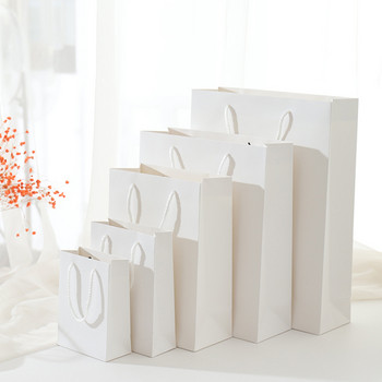 Подаръчна торба от бял картон Хартиен пакет за дрехи Фестивал за рожден ден Коледно парти Торба за подарък Различни размери 40x10x30 см