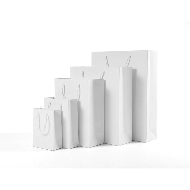 Baltas kartoninis dovanų maišelis Popierinių drabužių paketas Gimtadienio festivalio Kalėdų vakarėlio dovanų maišelis Įvairių dydžių 40x10x30cm