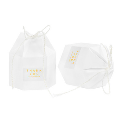 10 tk jõupaberist pappkarbid kuusnurkse kujuga kommikarbik, pulma-sõbrapäeva väike maiuspalade pakett, peotarbed