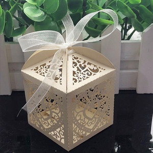 10/50/100 tk armastussüda laserlõigatud õõneskäru Sooduskingitused Kommikarp koos lindiga Baby Shower Sünnipäeva pulmapeotarbed