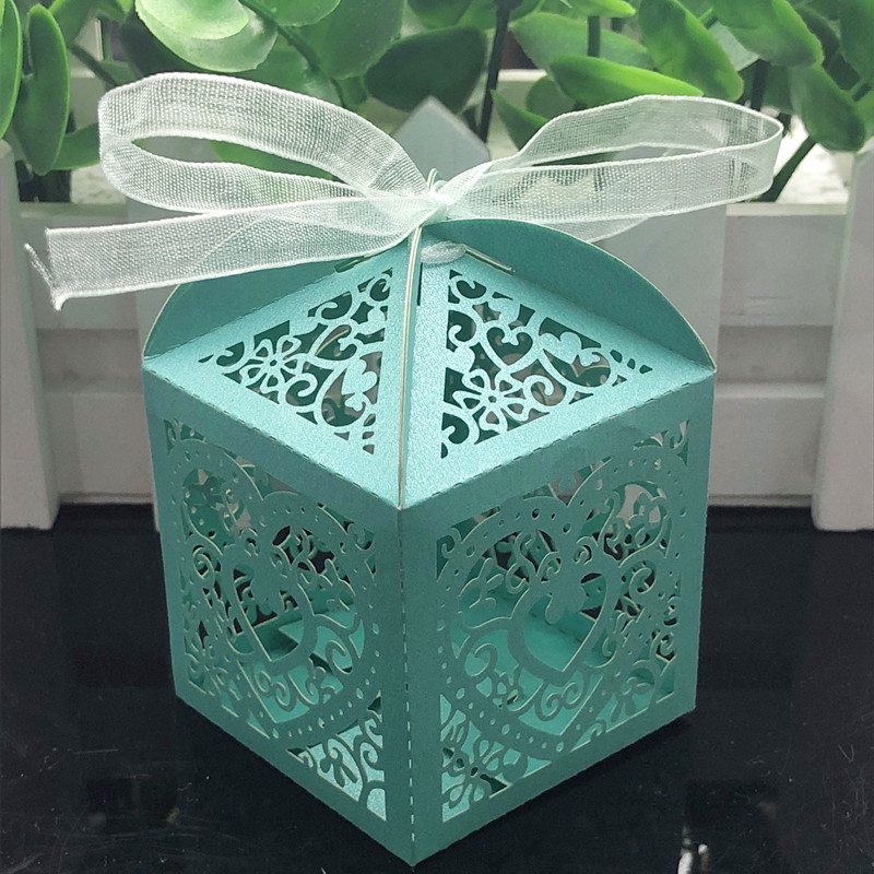 10/50/100 tk armastussüda laserlõigatud õõneskäru Sooduskingitused Kommikarp koos lindiga Baby Shower Sünnipäeva pulmapeotarbed