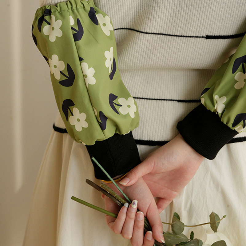 Armsad trükitud käevarrukad kate Vastupidav veekindel käekaitse aiatööde puhastamiseks maalimiseks lugemiseks koerte hooldamiseks