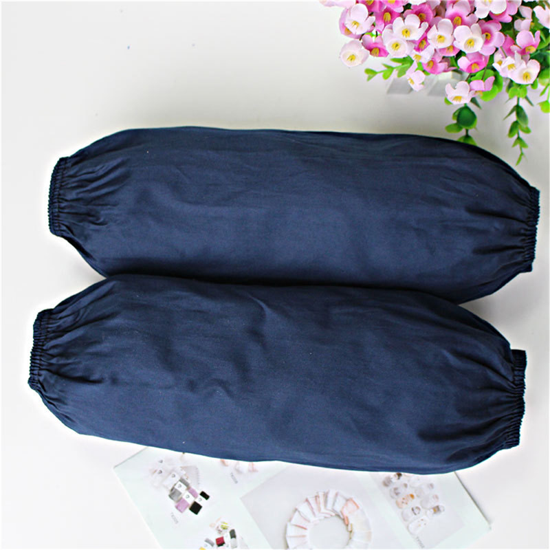 1 paar lihtsaid köögikäevarrukaid Pehme puuvillane õlikindel saastumisvastane puhastushülss Koduköögi käepideme kaitse