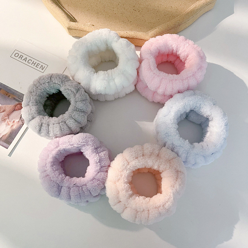 Moterų žieminis rankų šildytuvas, pūkuotas minkštas prausiamasis veidas, elastingas riešo užsegimas rankogaliais.