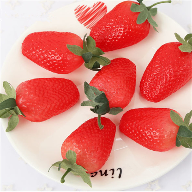 Plastikust kunstlik võltsmaasikassimulatsioon puu-jõulukaunistused fotograafia rekvisiidid, 5-20 tk