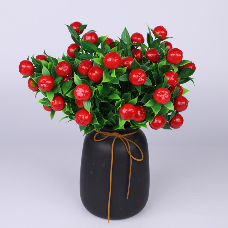 1 hunnik erinevaid jõulutaimi, puuviljavaht, marja, kunstlillekimp, taimetuba, kodu, pulm, peokaunistus,