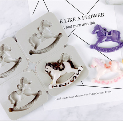 4/6-õõnsusega seebivormide silikoonvormide valmistamine käsitsi kuusnurkse aroomiteraapia vahakrohvist epoksüseebi silikoonvormide pakkumine.