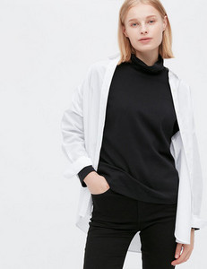 Bluză de damă de culoare uni cu guler polo și mâneci lungi