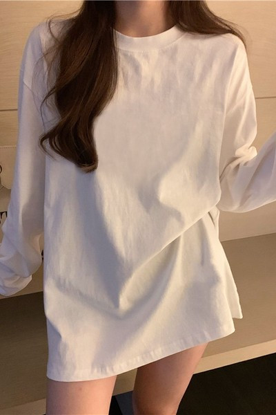 Bluză lată cu decolteu oval