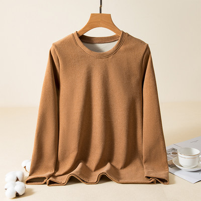 Μονόχρωμη γυναικεία μπλούζα με οβάλ λαιμόκοψη