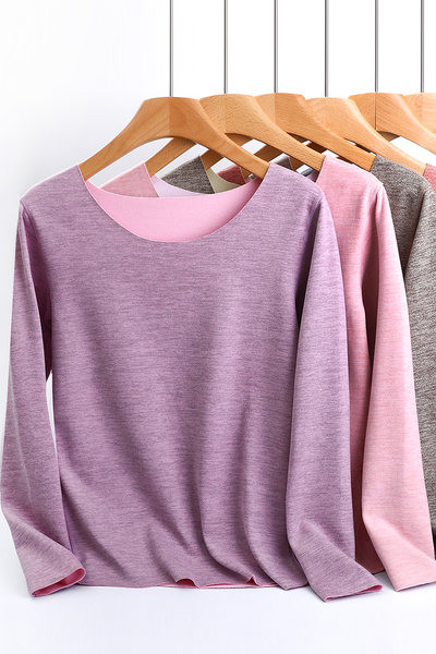 Vabaaja pluus – ovaalse kaelusega