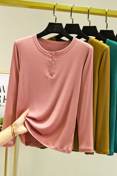 Bluză casual cu nasturi și decolteu oval