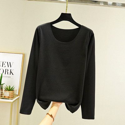 Κλασική μπλούζα με οβάλ λαιμόκοψη