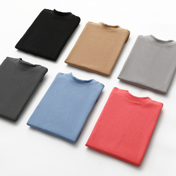 Bluză de damă simplă cu decolteu oval