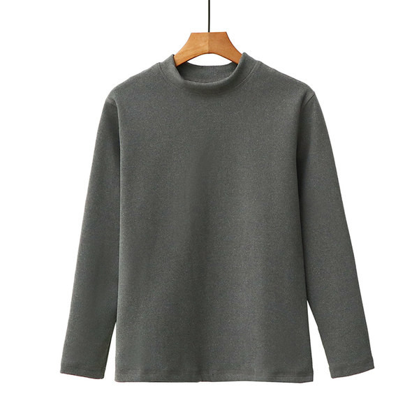 Bluză de damă simplă cu decolteu oval