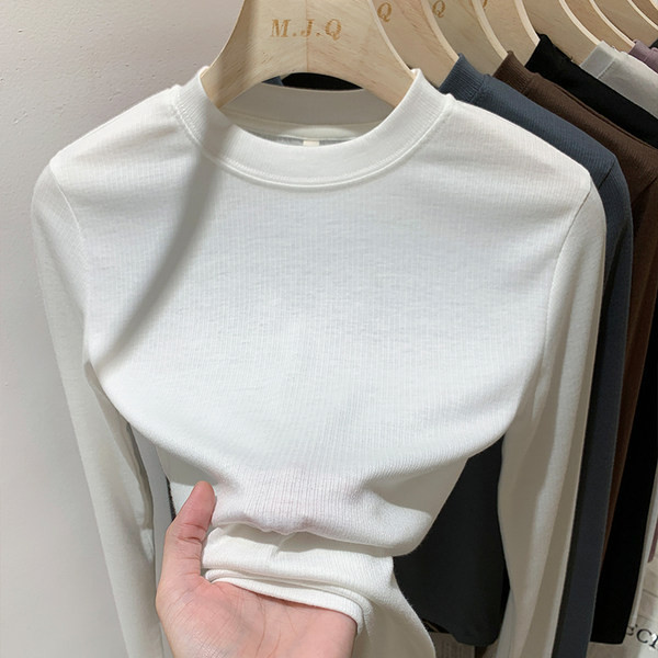 Liibuv naiste ovaalse kaelusega pluus