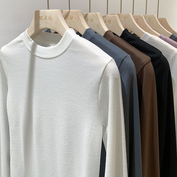 Liibuv naiste ovaalse kaelusega pluus