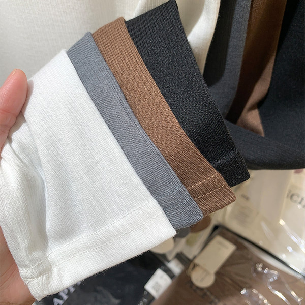 Liibuv naiste ovaalse kaelusega pluus