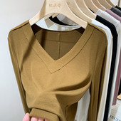 Bluză de damă cu decolteu ascuțit - trei culori