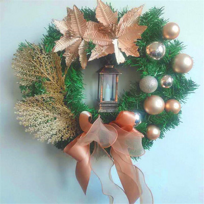 Kalėdinis rotango vainikas Pušis Natūralios šakos Uogos ir kankorėžiai Kalėdų vainiko reikmenys Namų durų apdaila Naujiesiems metams