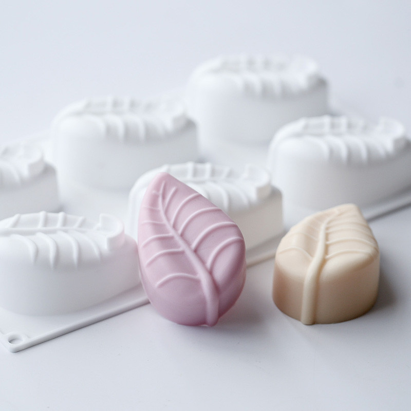 Silikonski kalup za sapun u obliku listova sa 6 šupljina. DIY ručno rađeni kalupi za izradu svijeća od sapuna. Kalup za pečenje pjene za kolače. Posuda za pečenje čokoladnih biskvita.