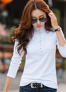 Sieviešu moderna blūze ar pogām un kabatu