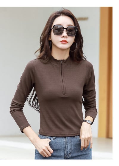 Naiste vabaaja lukuga pluus