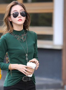 Ženska moderna bluza s čipkom i toplom postavom