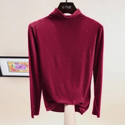 Bluză de damă simplă, cu guler polo și elemente strălucitoare