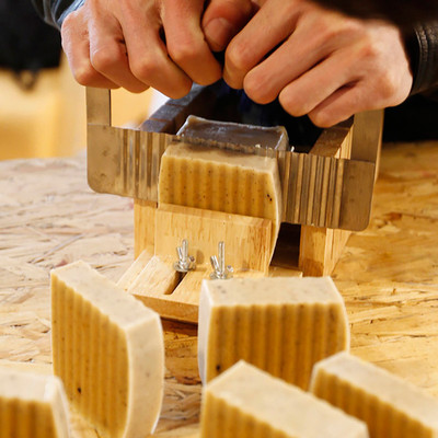 Rezač za sapun s drškom od tvrdog drva Čelični ravni valoviti rezač za rezanje DIY alati za izradu sapuna