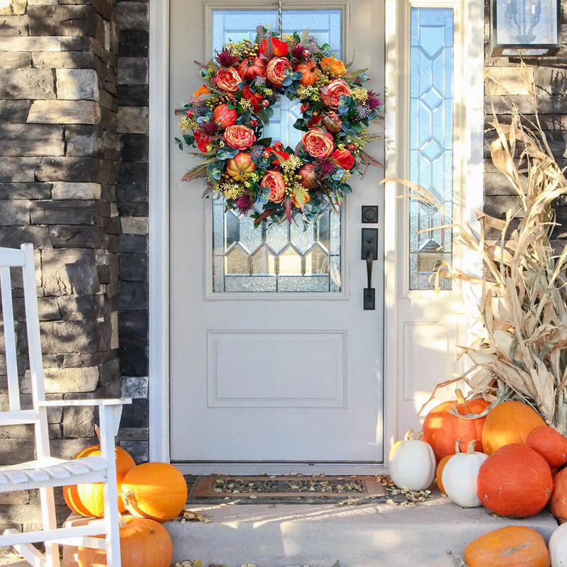 Sügisene pojengi kõrvitsa pärg Kunstlik sügisene saagikoristuspärja uks talude sisustusfestivali tähistamine uusaasta jõulukaunistus