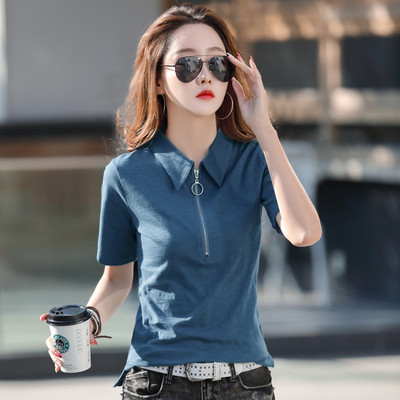 Ženska bluza s kratkim rukavima i patentnim zatvaračem