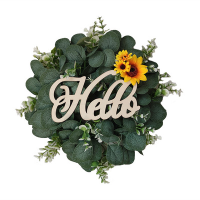 Mākslīgās rozes un mazie margrietiņu ziedi, zaļo lapu vainags eikalipta vītne mājas dekorēšanai durvju dekorēšanai