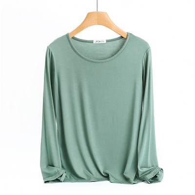 Naiste vabaaja pluus – ovaalse kaelusega