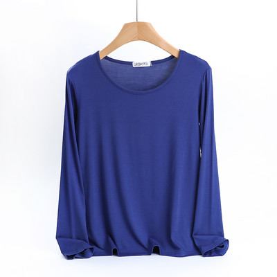 Naiste vabaaja pluus – ovaalse kaelusega