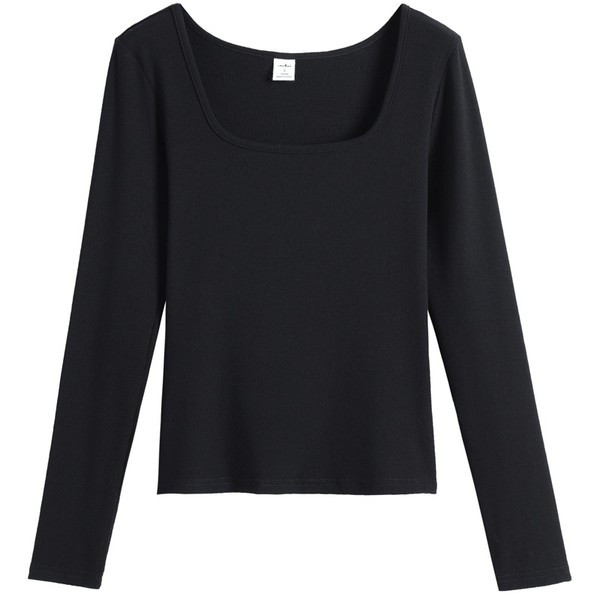 Vabaaja pluus – kandilise kaelusega