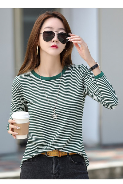 Bluză casual de damă cu decolteu oval