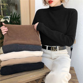 Bluză de damă cu guler polo înalt - o singură culoare