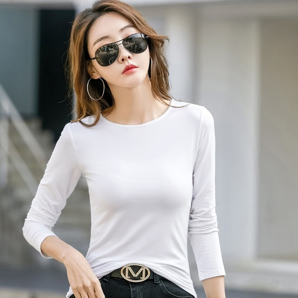 Casual γυναικεία μπλούζα - με μακριά μανίκια και οβάλ λαιμόκοψη