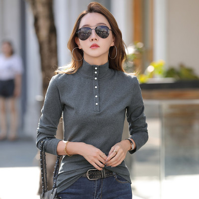 Γυναικεία μπλούζα - με κλασικό γιακά και κουμπιά